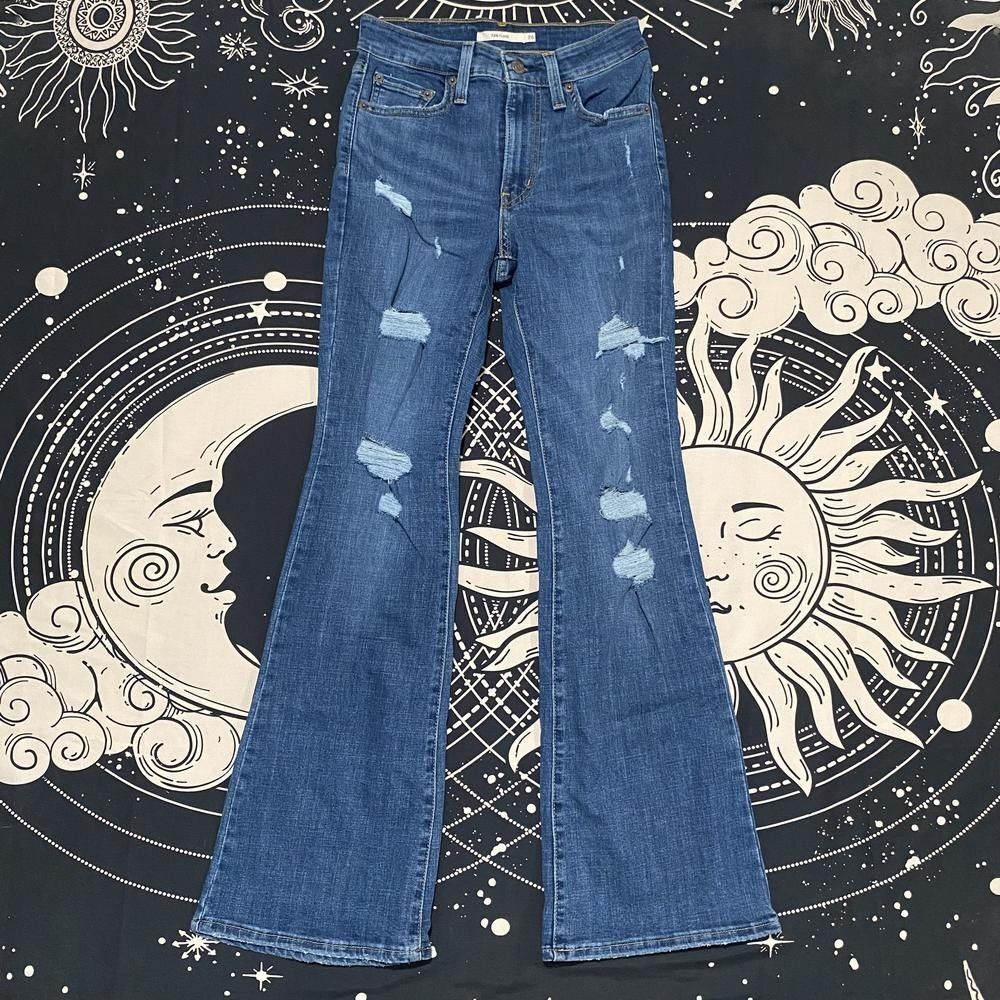 Levi's 726 Jeans Women's 26x29 Blue Cotton Denim Flare Faded Ripped Whiskered